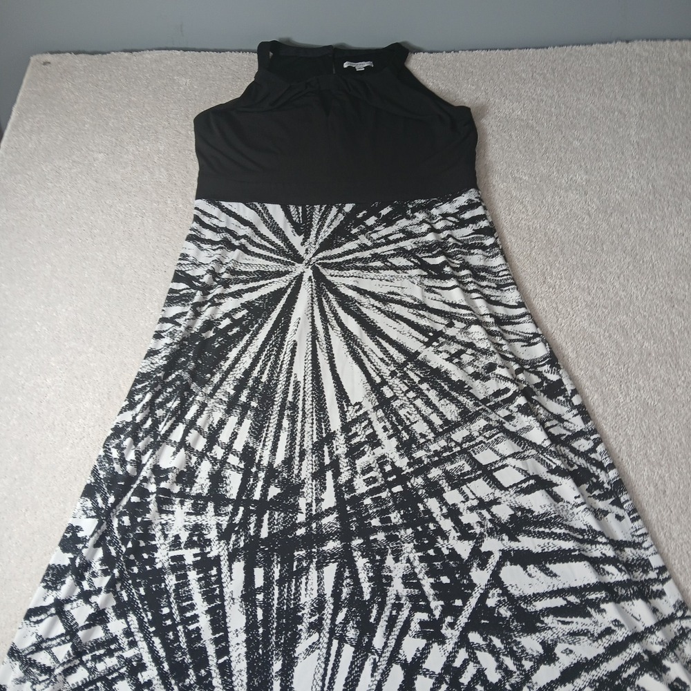 Sandra Darren Sleeveles Maxi Geometric print Cocktail Dress Size 14 Black/White